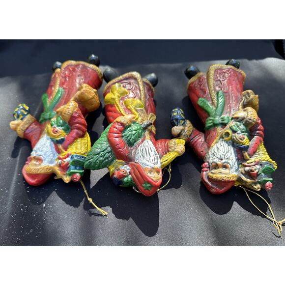3 Vtg Old World Santa Hard Plastic Blow Mold 7” Christmas Ornaments -S72 -1 - Picture 10 of 11